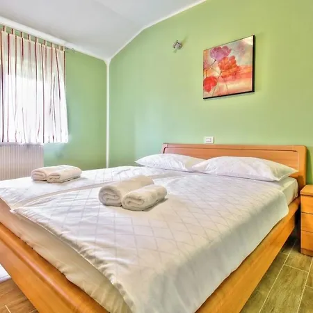 Morena By Briskva Kaštel