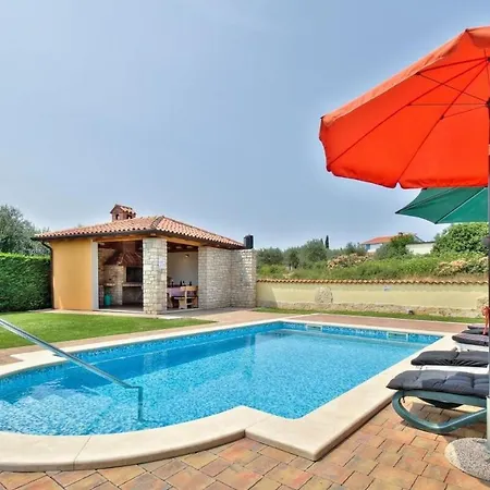 Villa Morena By Briskva Kaštel