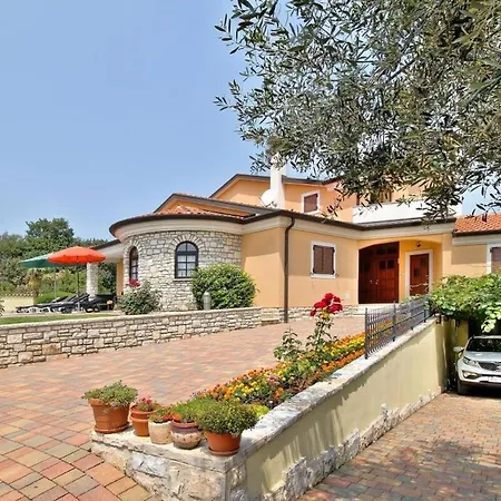 Morena By Briskva Kastel