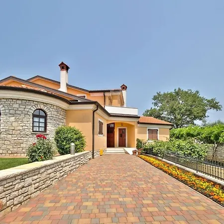 Morena By Briskva Kastel