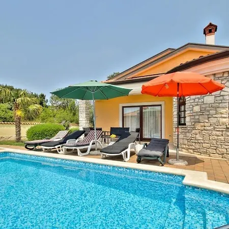 Villa Morena By Briskva Kaštel