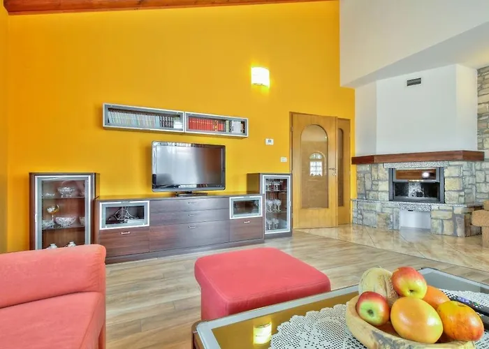 Morena By Briskva * Kastel