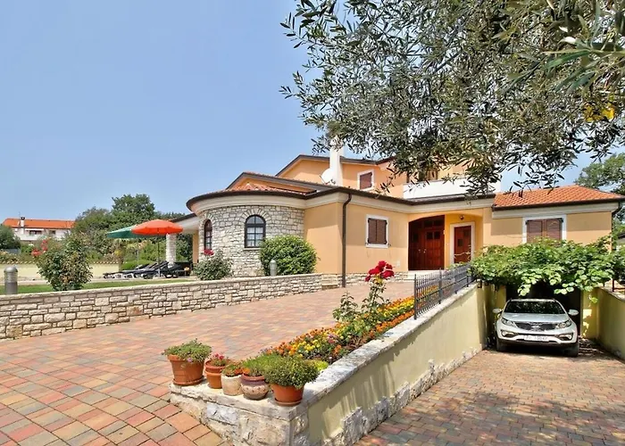 Morena By Briskva Kastel